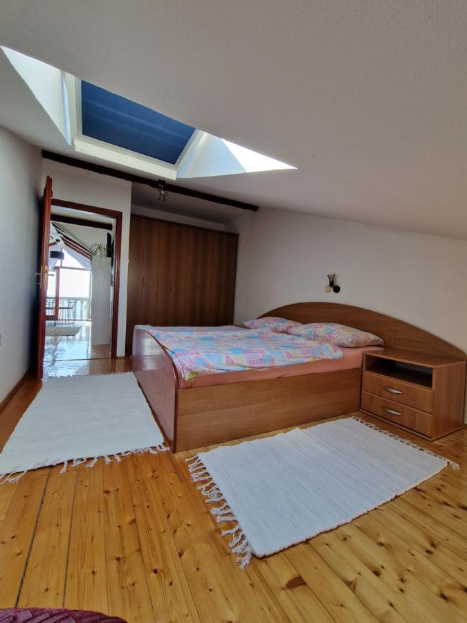 Villa Cvetic Selce Exteriör bild