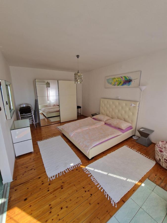 Villa Cvetic Selce Exteriör bild